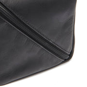 
Close-Up Detail of Classic Collar & Heavy-Duty Zipper Hardware on Trevia Full-Grain Leather Toiletry Bag